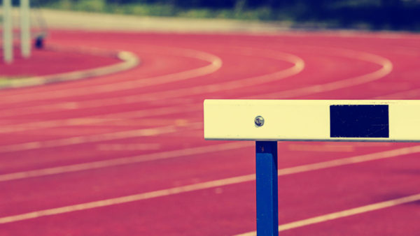 hurdle-track-race-ss-1920