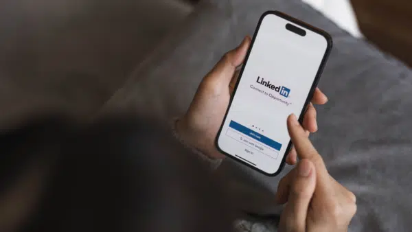 LinkedIn-Ads-in-2023-Trends-hits-and-gaps-to-be-filled