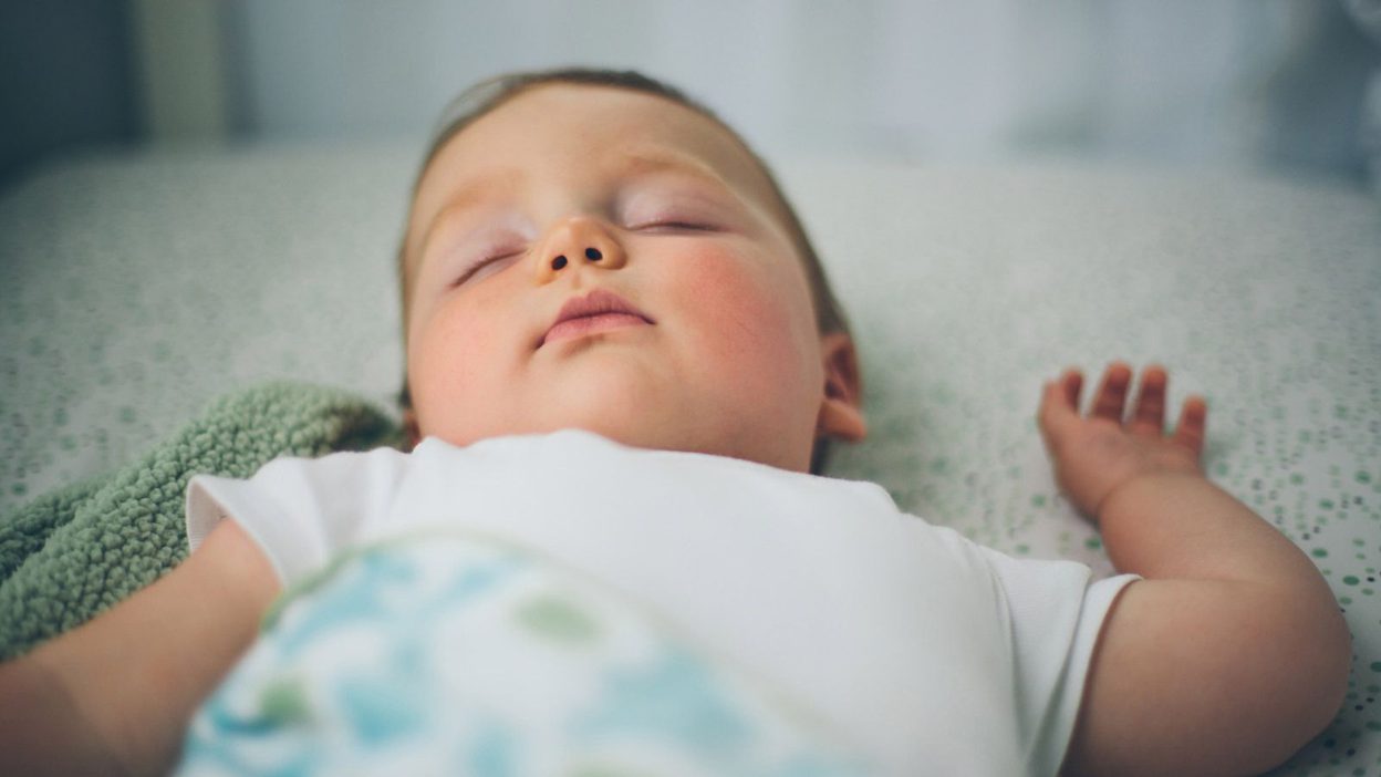 Turkish gadget lulls babies to sleep with a soothing blend of soundwaves