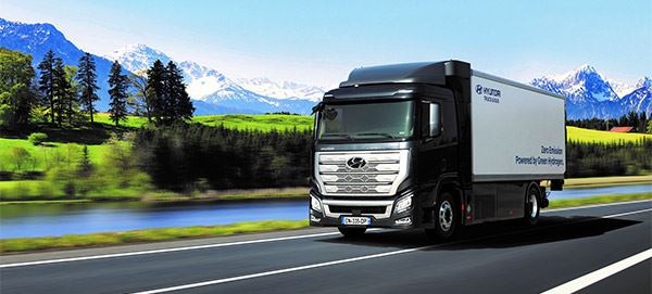 Hyundai is eerste automerk ter wereld dat groene waterstoftrucks op grote schaal gaat fabriceren