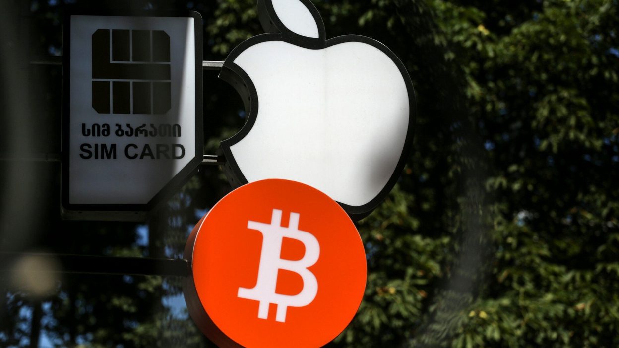 Bitcoin Whitepaper Is Gone From Apple’s Latest MacOS Beta