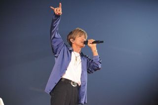 キムタク、サプライズ登場の明石家さんまと爆笑トーク 主演ドラマ主題歌「I’ll be there」など熱唱