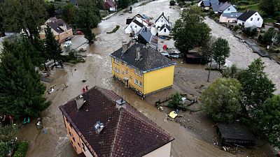 Una veduta delle case allagate a Jesenik, nella Repubblica Ceca, domenica 15 settembre.