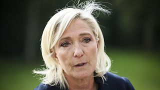 La chef de file de l'extrême droite française, Marine Le Pen, au Palais de l'Élysée après une réunion avec le président français Emmanuel Macron, le 26 août 2024 à Paris.