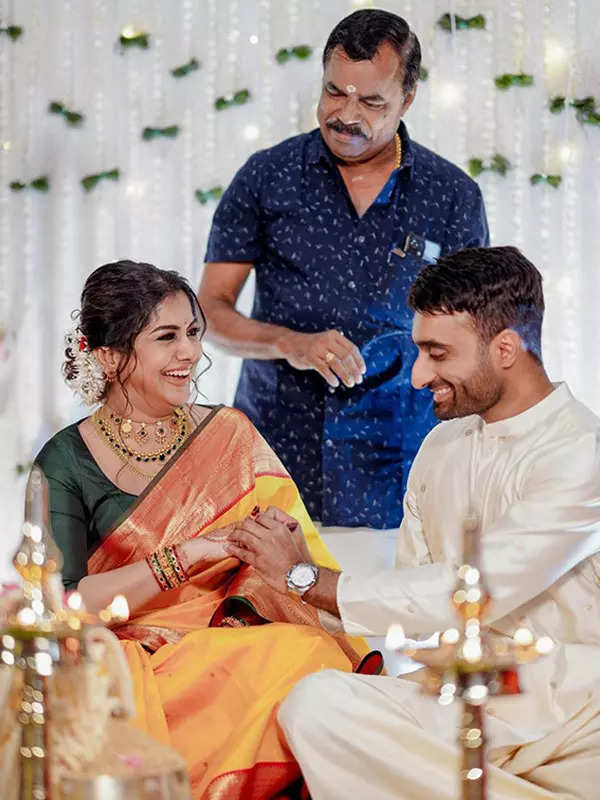 Malayalam star Meera Nandan's joyous engagement to businessman Sreeju captured in dreamy pictures