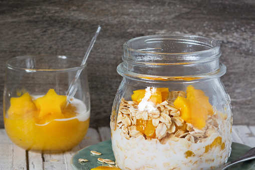 Coconut Mango Oatmeal