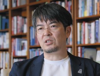 軍事研究家・小泉悠氏が「人の脳が戦場になる」解説　「信じない人」が狙われる＜認知戦インタビュー詳報＞