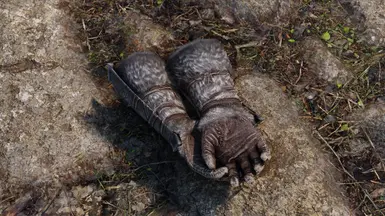 Warm gloves for adventuring