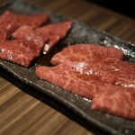 Shinjuku Yakiniku BULLS - 特選赤身2種盛り