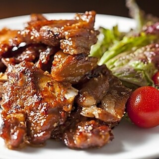 Definitely a repeat customer!! Our specialty grilled spare ribs ☆ Goes great with alcoholic drinks ◎