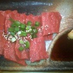 Sumibi Yakiniku Super Horumon Matsuyama Oguri Ten - ハツの刺身です