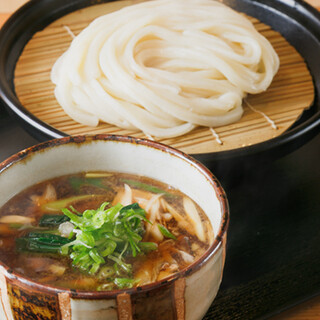 名物「肉汁うどん」をはじめ、こだわりのうどんメニューが満載◎