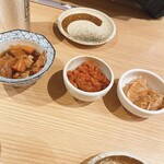 軍鶏 国産地鶏 水炊き ゑ々とこ鶏 - 