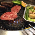 焼肉きんぐ - 