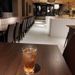 カフェダイニング＆バー コーニッシュ - 