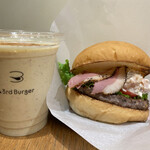 the 3rd Burger Aoyama Kottodori Ten - 