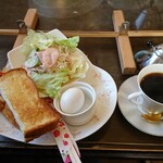 喫茶 茶茶 - 料理写真:モーニングサービス ホットコーヒー 450円