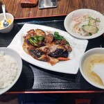 上海華龍 - 【2023.5.1(月)】麻婆ナス定食950円