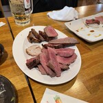 和牛肉寿司&シュラスコ食べ放題 個室肉バル ミートクッチーナ - 