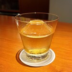 Bar UN COEUR - ダイヤモンドカットのアイスが粋な一杯です！(o^^o)