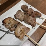 立呑み 焼きとん 大黒 - 