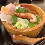 Seafood Tonya Sannomiya Seri Ichi - 