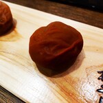 Tachigui umeboshiya - 酸っぱい「鶯」