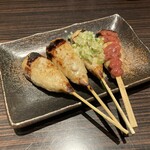 Sumibi Izakaya En Pureitaun Ten - 生つくね×2本、旨ねぎつくね、梅肉焼つくね