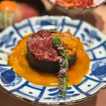 Wagyu A5 Mesuushi to Jukusei Gyushita Nikuya Ichiyuku - 