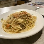 grill&Italian Falo' - 真鰯と完熟トマトのアーリオオーリオ アンチョビパン粉