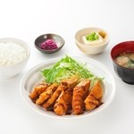 鶏カツ定食