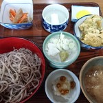 雪国茶屋 - 雪国もちそば定食