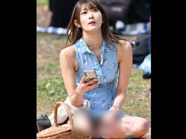 【リアルHQ盗撮】インスタ女子の宇津木あゆみさん代々木公園で超絶ハイレベルな股間から生パンチラを正面撮りされていた！！