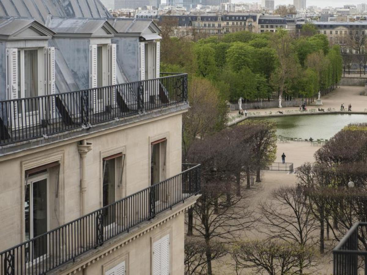 Paris Cambon-Hotel exterior