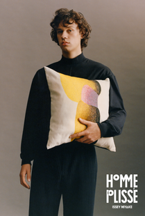 Homme Plissé Issey Miyake