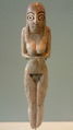 Estatuíña feminina de marfil de época Amratiense
