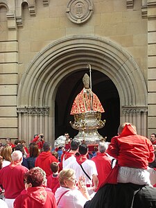 San Fermín image leaves his chapel in San Lorenzo Church