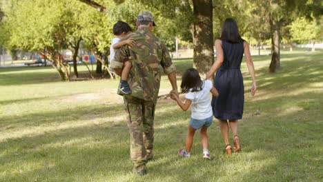 soldier spending vacation with family