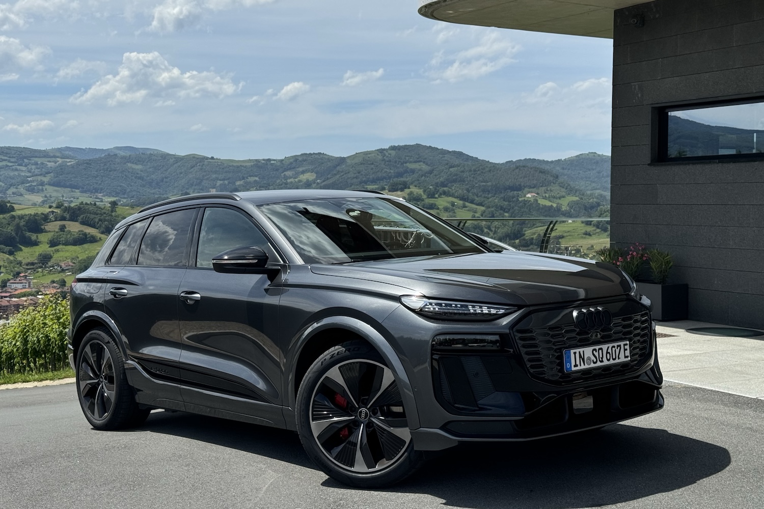 Audi Q6 Etron3