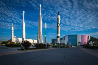 Kennedy Space Center Spacex Blue Origin