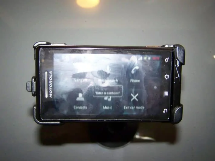 Featured image for Motorola Droid Car Window Mount