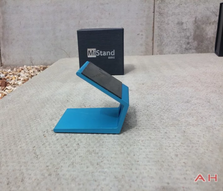 Featured image for Featured Review: MiStand Mini Smart Phone Stand