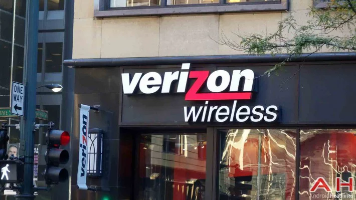 Featured image for Verizon Rumored To Release Palm Device In 2018