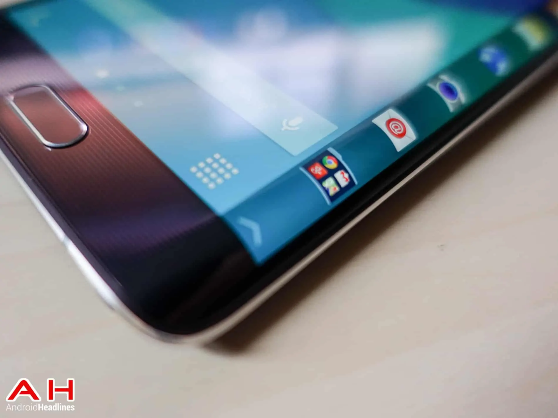 Samsung Galaxy Note Edge AH 4