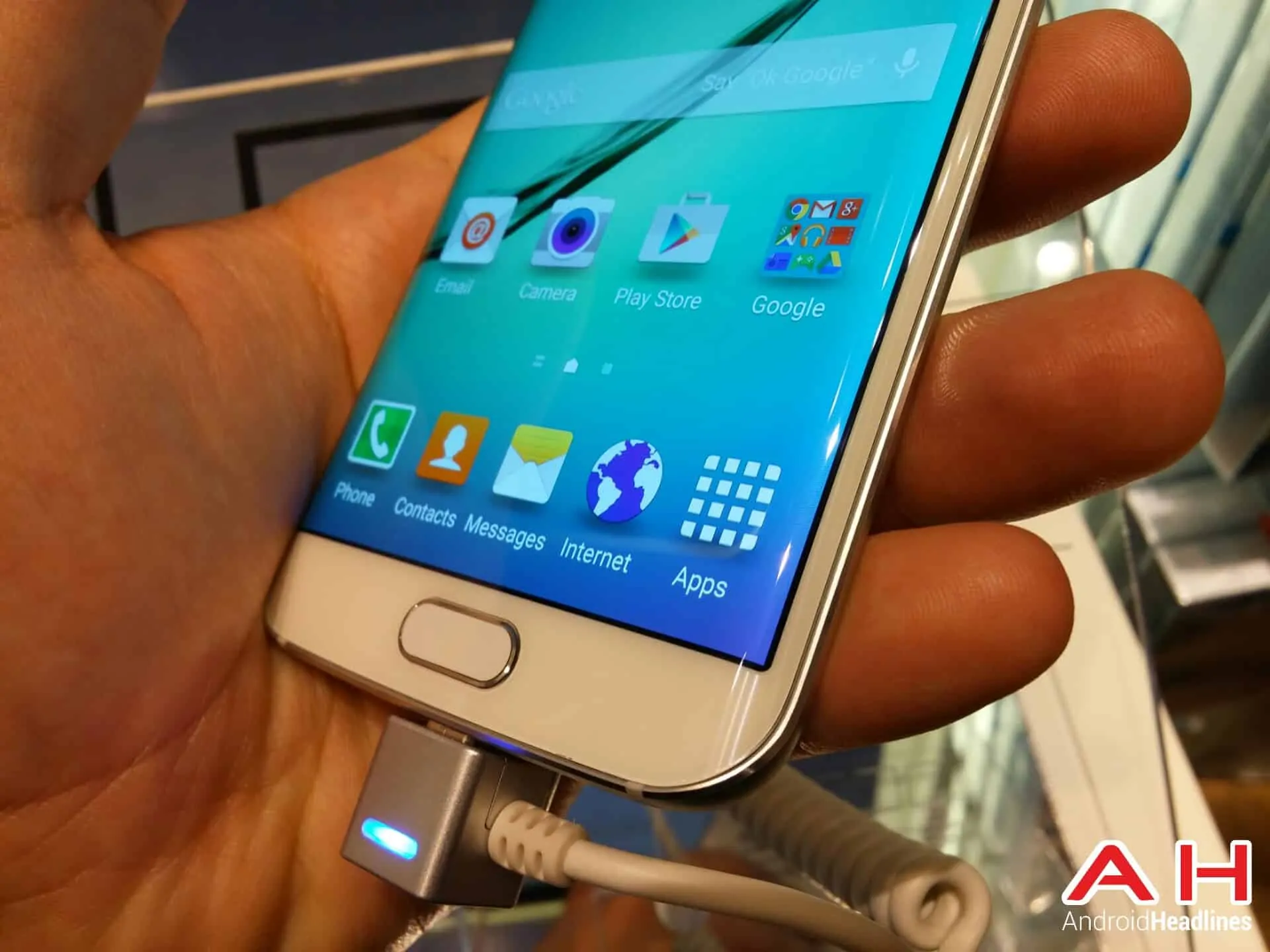 AH Samsung Galaxy S6 Edge 37