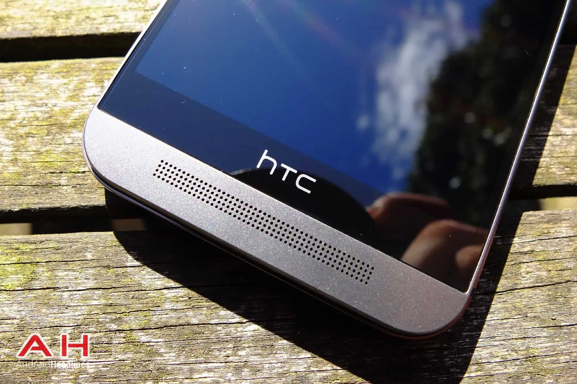 HTC One M9 TD AH 03