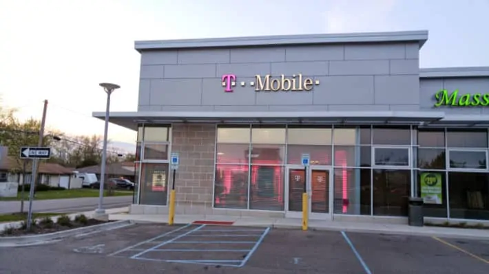 Featured image for Analysts Believe T-Mobile added the Most Subs in Q3