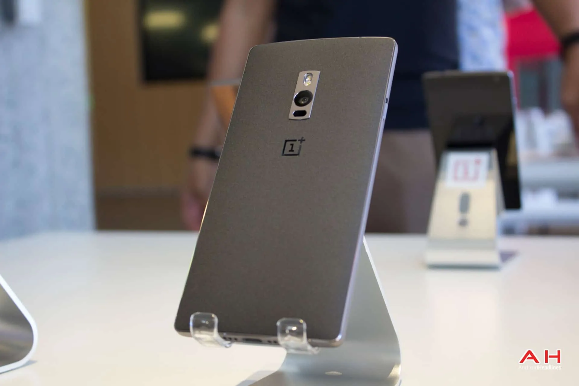 AH OnePlus 2 4