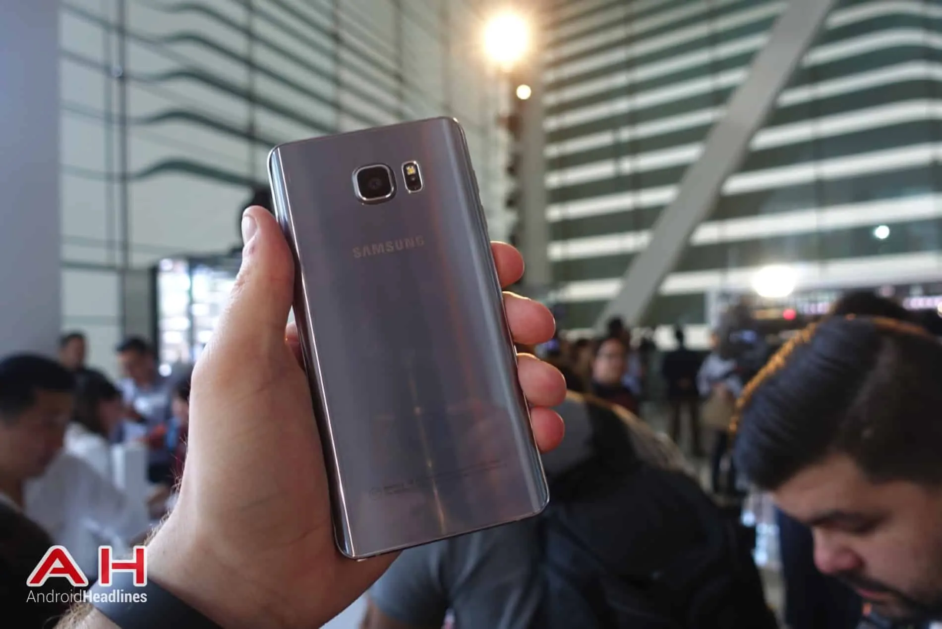 Galaxy Note 5 Hands On AH 17