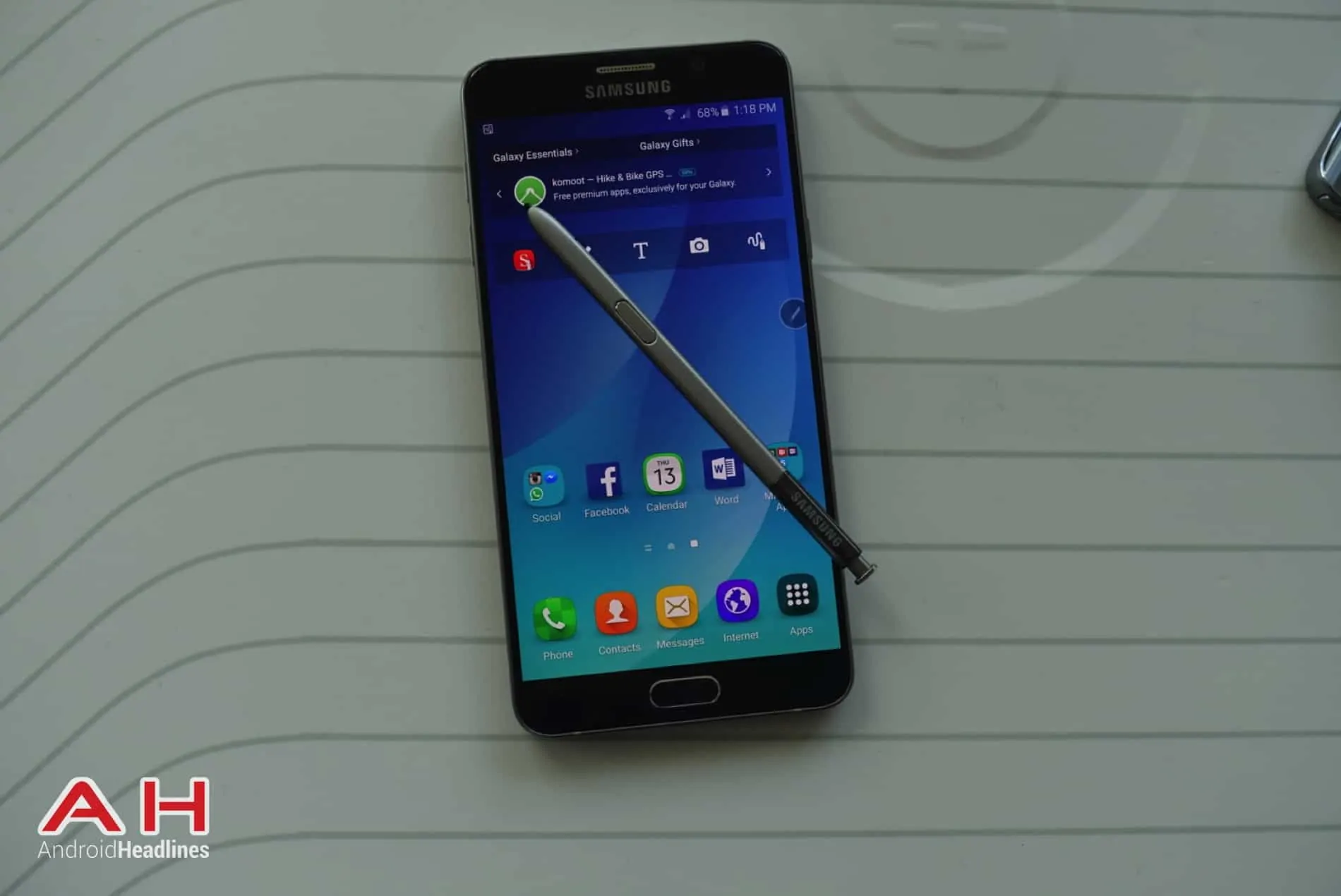 Galaxy Note 5 Hands On COLOR AH 11